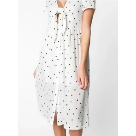 EVERLY Polka Dot Dress in White and Black Size Small - Picture 2 of 13